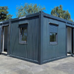 Casă modulară 42 mp din 2 containere – vedere exterioară Blue Container