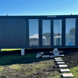Container modular 8 × 3 m – complet echipat, gata de utilizare