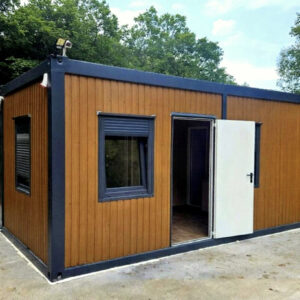 Container pentru cabană, complet utilat (6x3 m)
